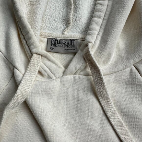 Taylor Swift Hoodie - Picture 2 of 3